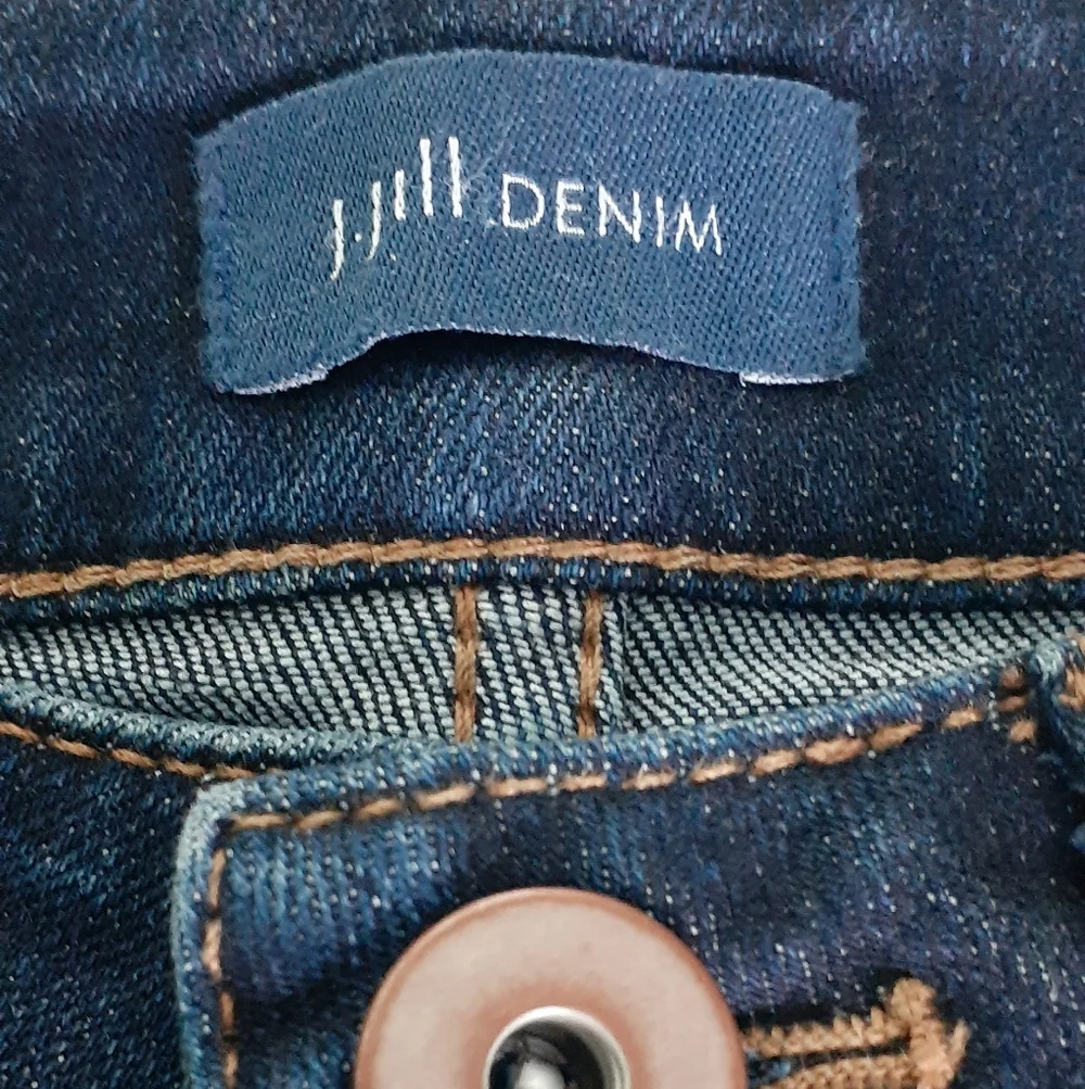 J. Jill Dark Blue Jeans. Size 6. Excellent Condition. - Picture 3 of 7